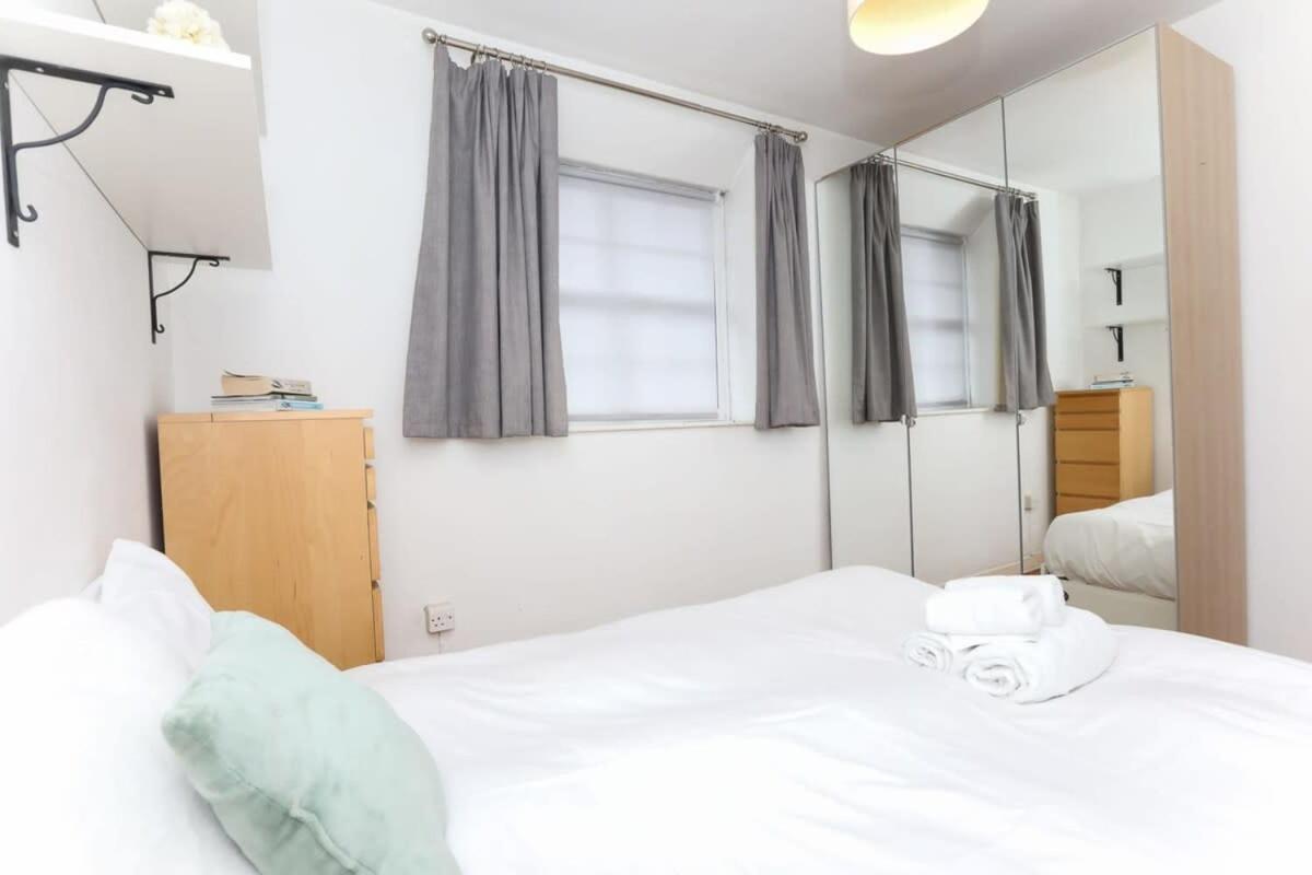 2 Bedroom Apartment In Waterloo Central Лондон Екстер'єр фото
