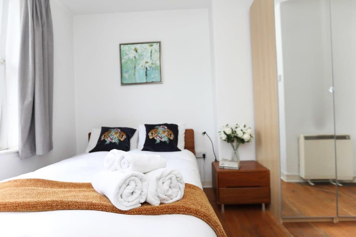 2 Bedroom Apartment In Waterloo Central Лондон Екстер'єр фото