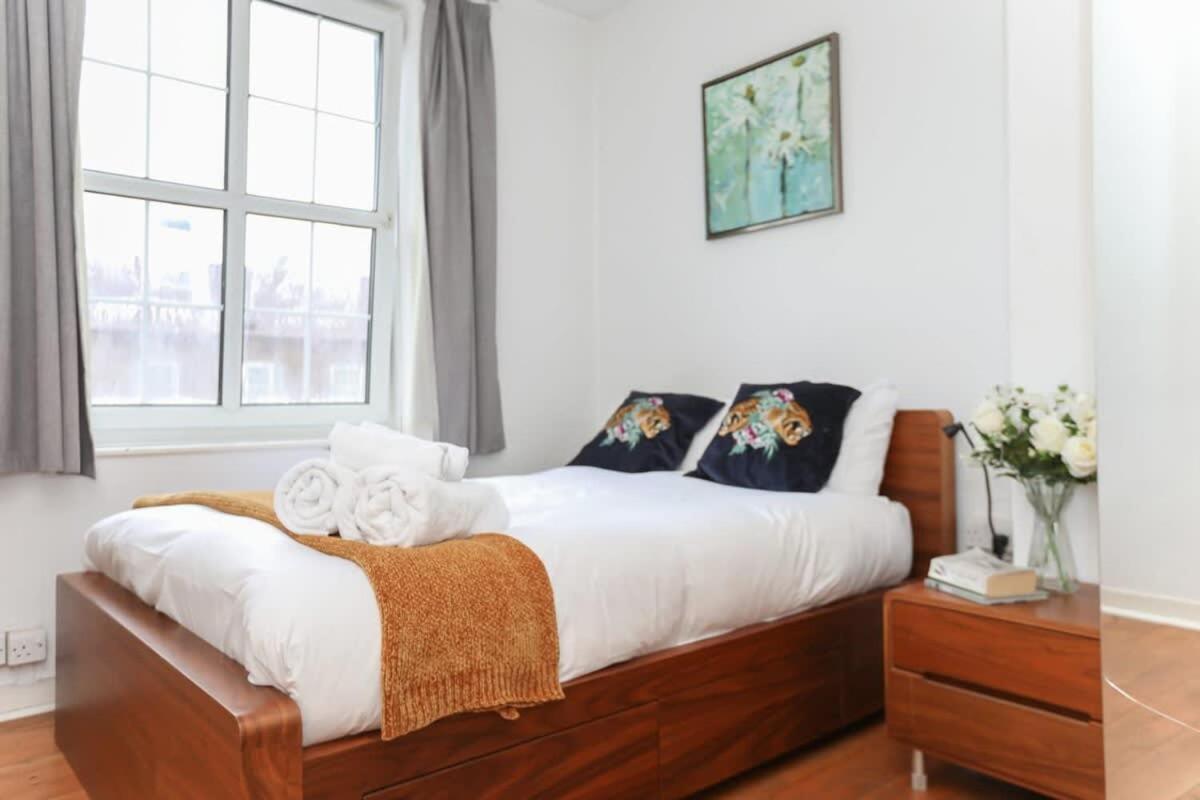 2 Bedroom Apartment In Waterloo Central Лондон Екстер'єр фото