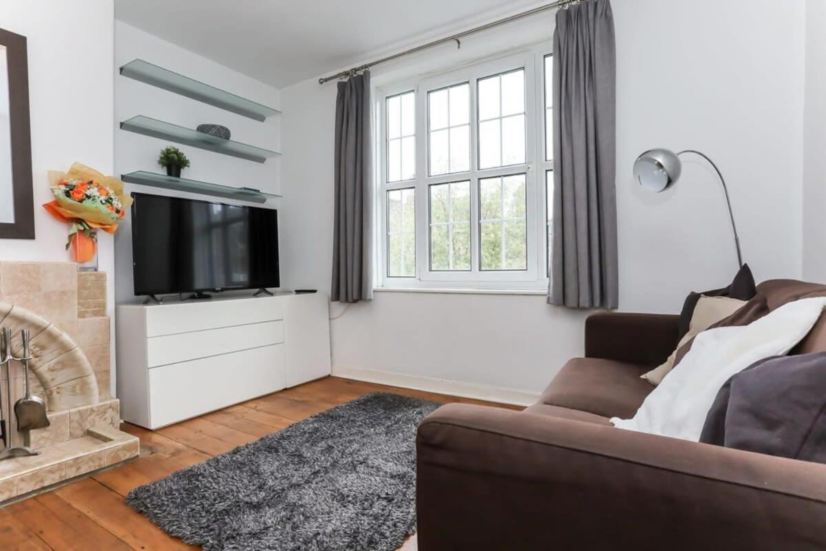 2 Bedroom Apartment In Waterloo Central Лондон Екстер'єр фото